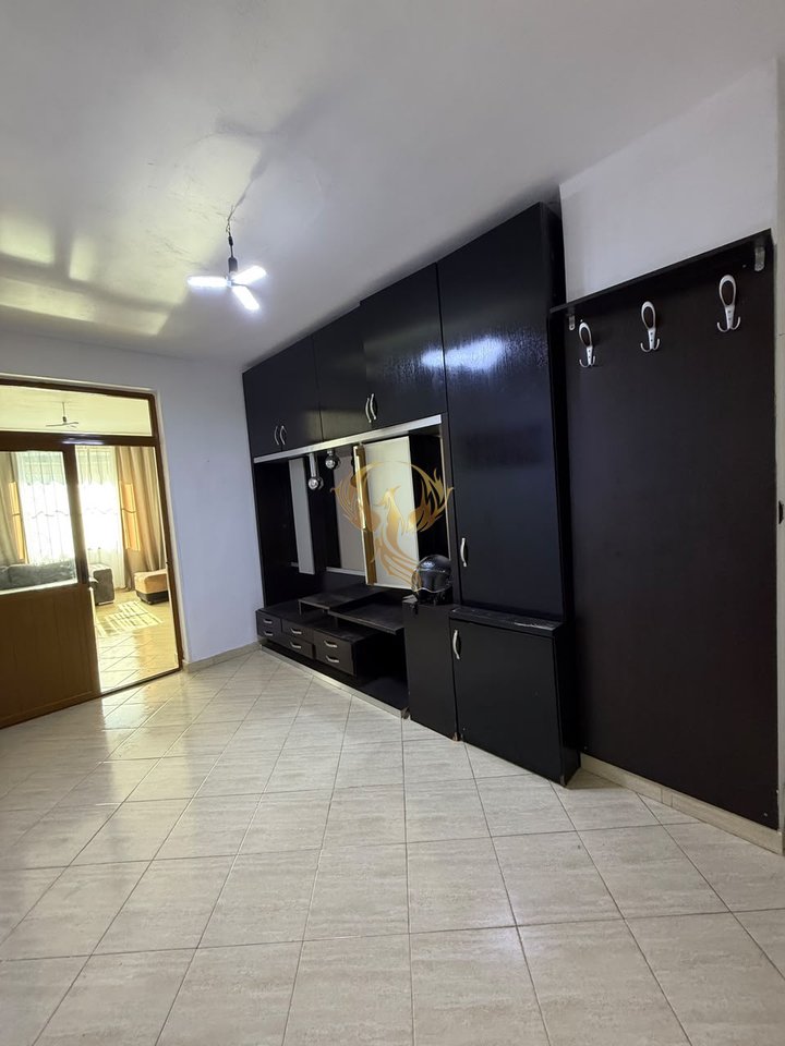 Jepet me qera apartament 2+1+post parkimi ne Vasil Shanto