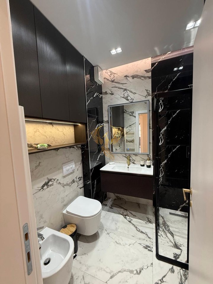 Jepet me Qera Apartament 2+1+2+Post Parkimi ne Rezidencen Oasis, Unaza e Re