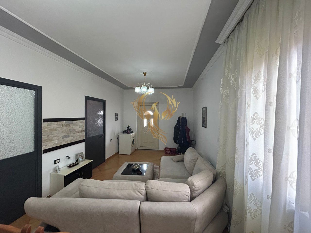 For rent entrance 2+1  At Siri Kodra street