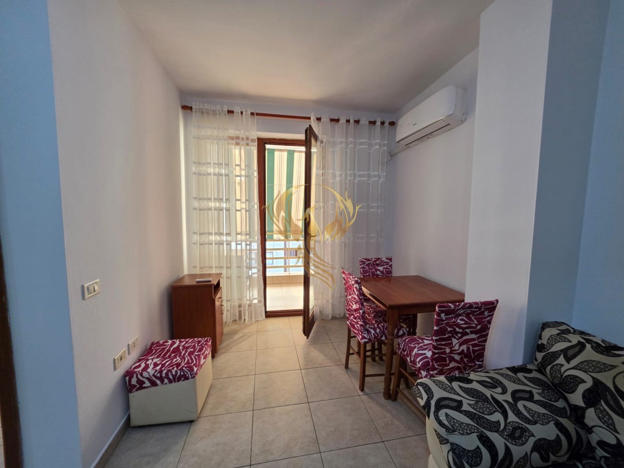 Jepet me Qera Apartament 1+1 Bulevardi Zogu i 1