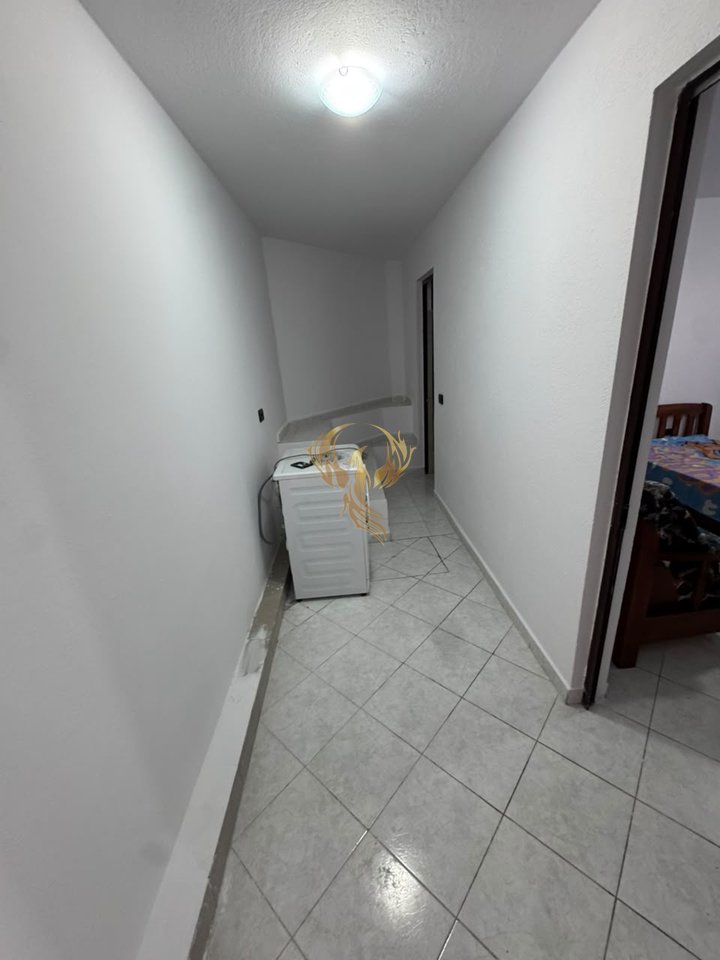 Jepet me qera hyrje 1+1 te Vilat Gjermane