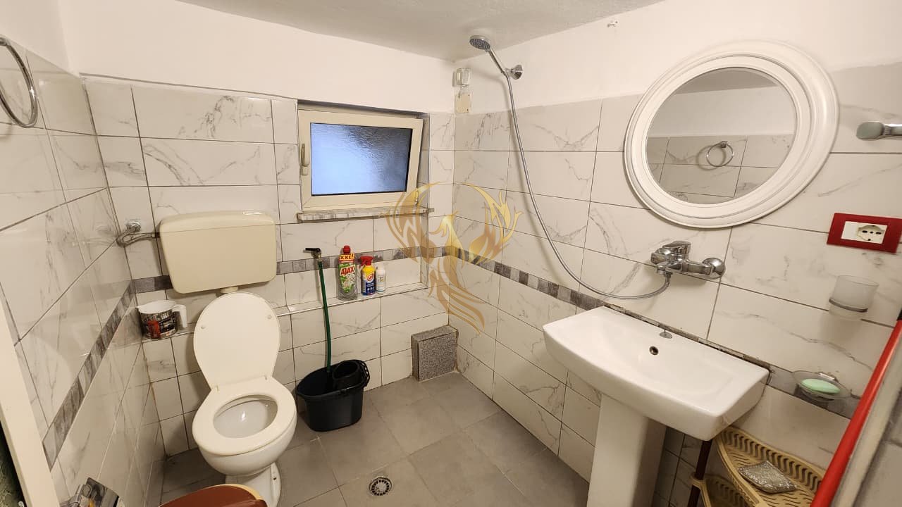 Studio apartment for rent in Old Sauk