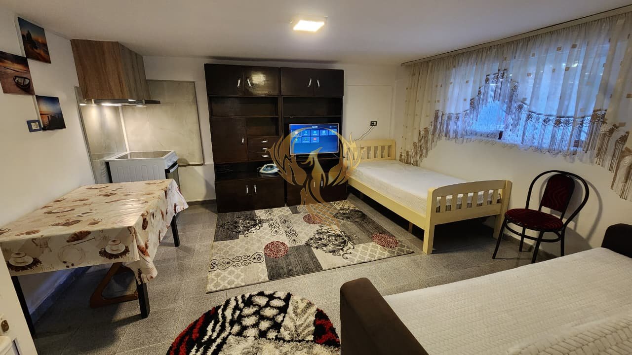 Studio apartment for rent in Old Sauk