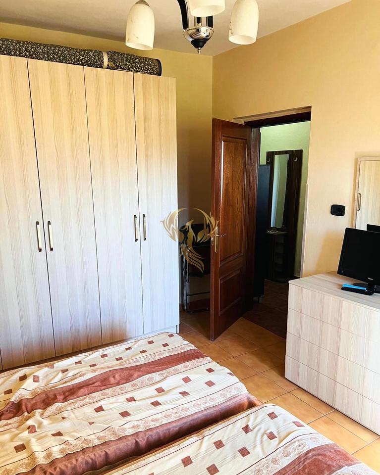 In affitto 2+1+2 Balconi Varri i Bamit