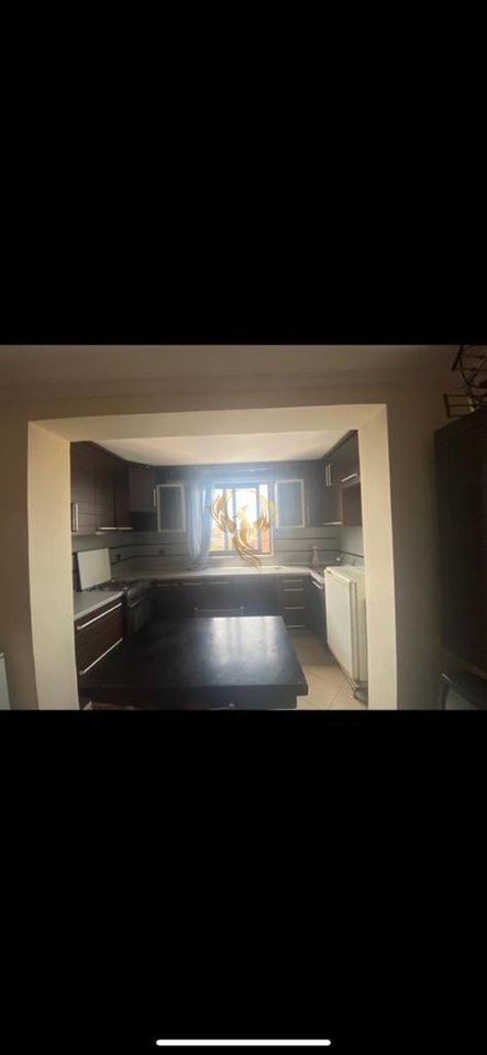 Jepet me qera apartament 2+1 te Uzina Dinamo