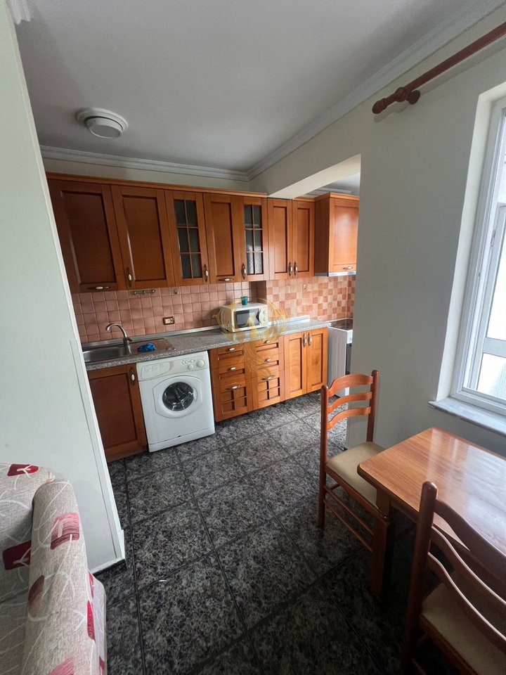 Jepet me qira Apartament 1+1 tek Ish Parku