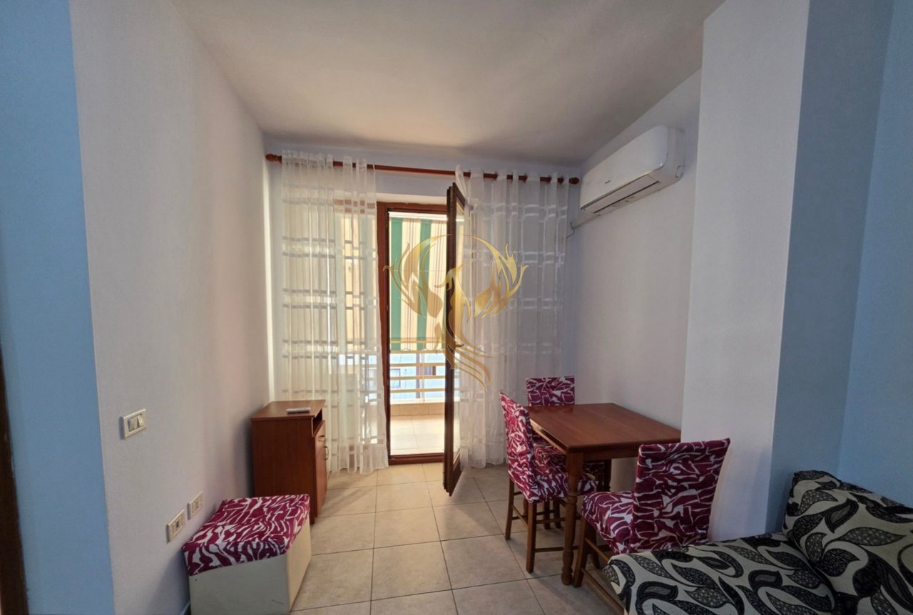 Jepet me qira Apartament 1+1  Bulevardi Zogu i I