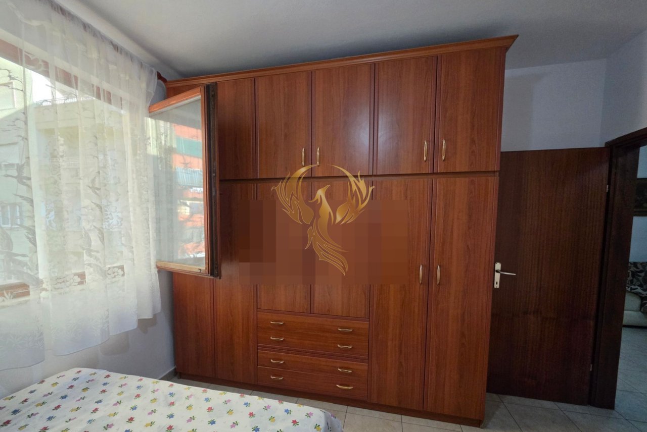 Jepet me qira Apartament 1+1  Bulevardi Zogu i I
