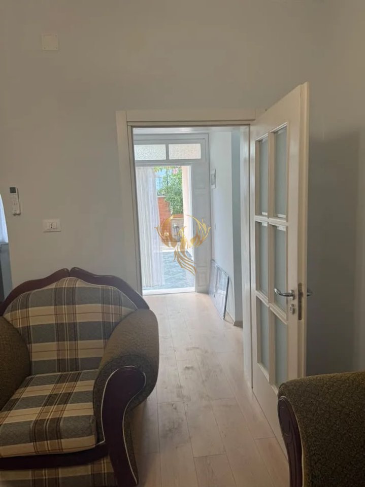 Jepet me qera apartament 1+1 i i saporestauruar prane Uet