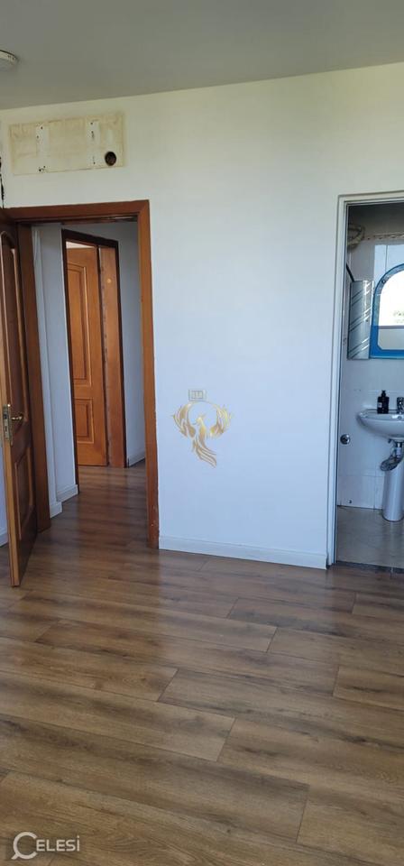 Jepet me qera apartament 2+1+2 tek Parlamenti