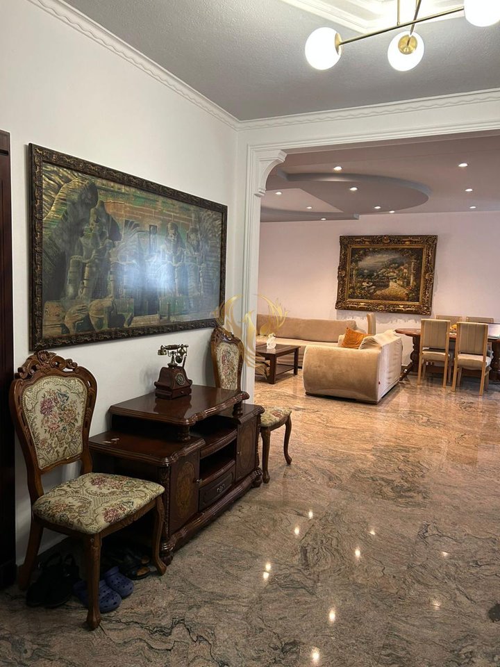 For rent apartment 2+1+2 at Zogu i Pare Boulevard