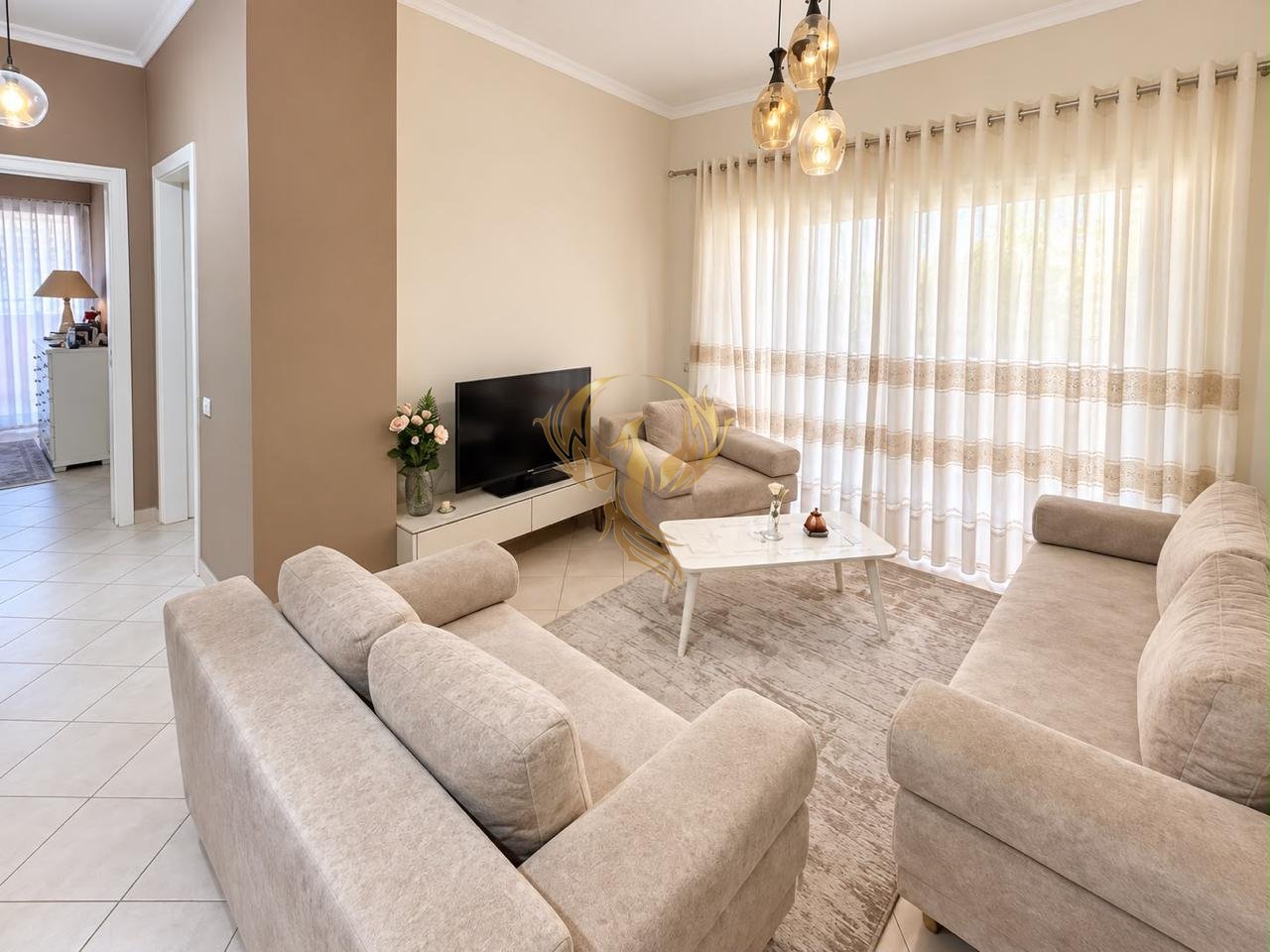Apartment 2+1+2 for rent at Komuna e Parisit