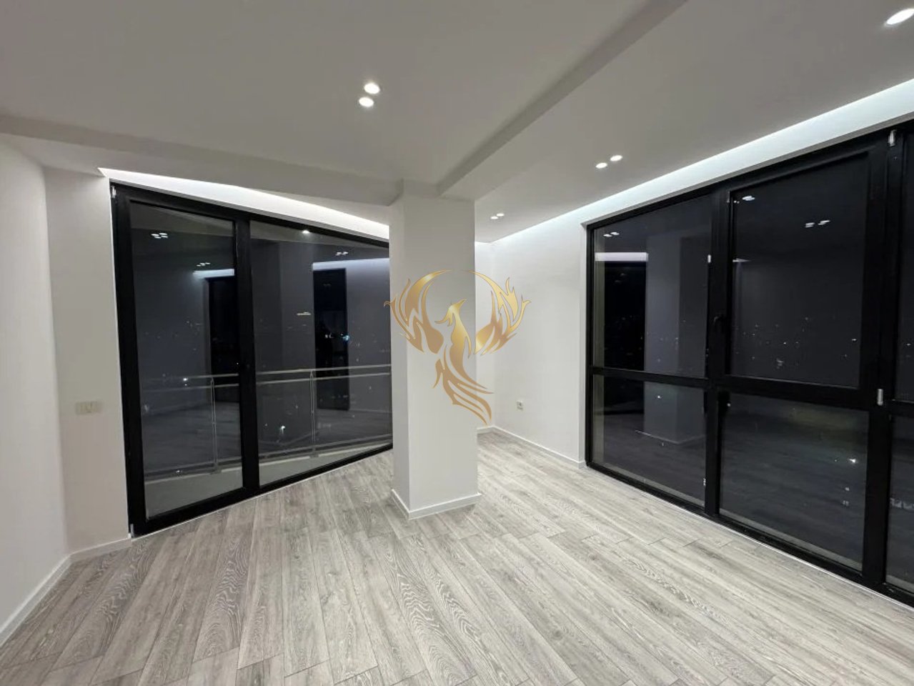 For Rent- Apartment 2+1+2 bathrooms + Parking Spot -1 included /Golden Tower (Mine Peza Residence)
