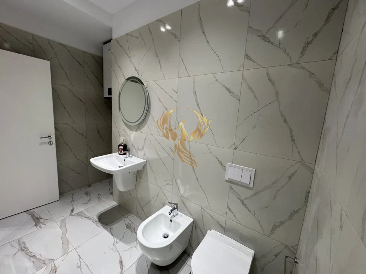For Rent- Apartment 2+1+2 bathrooms + Parking Spot -1 included /Golden Tower (Mine Peza Residence)
