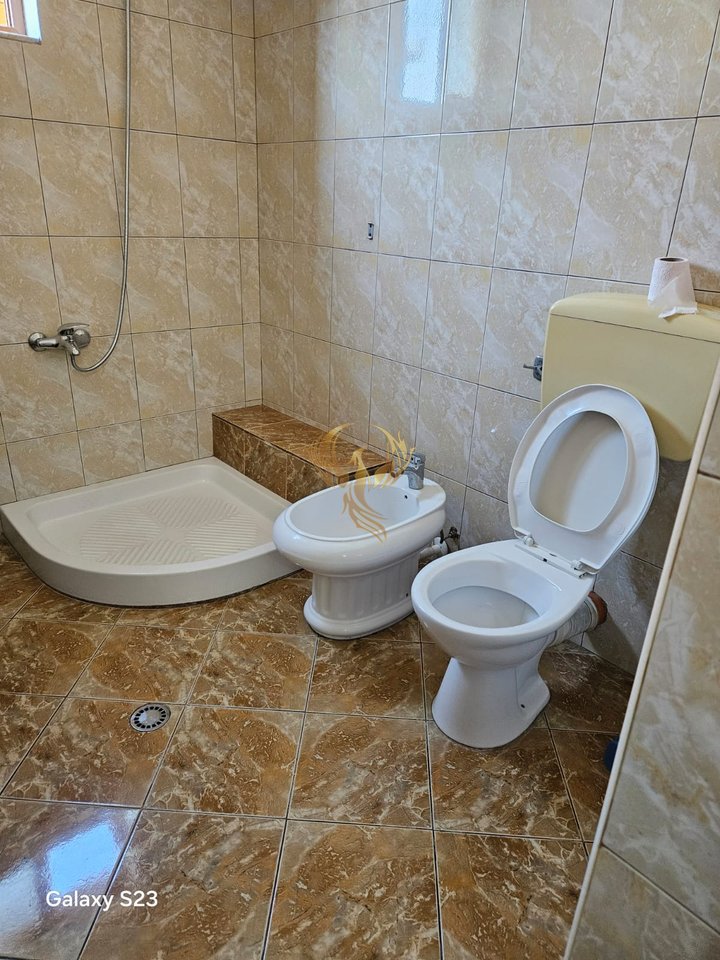Jepet me qera apartament 2+1 tek Jordan Misja