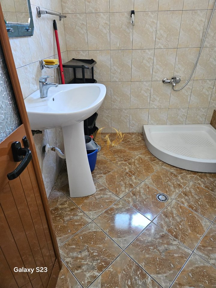 Jepet me qera apartament 2+1 tek Jordan Misja