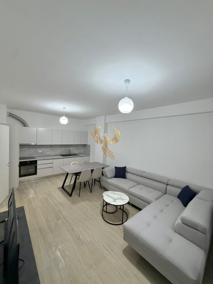 Jepet me Qera 2+1+Parking+2 Ballkone Kompleksi Oasis Residence