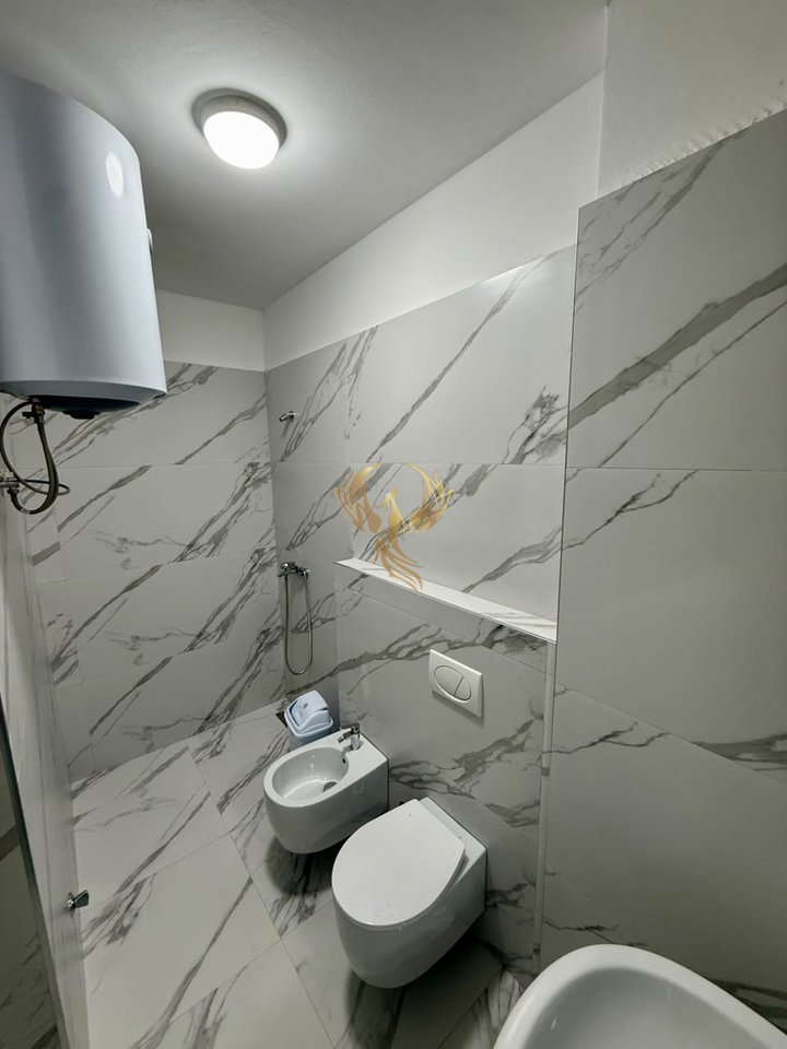 Jepet me Qera 2+1+Parking+2 Ballkone Kompleksi Oasis Residence