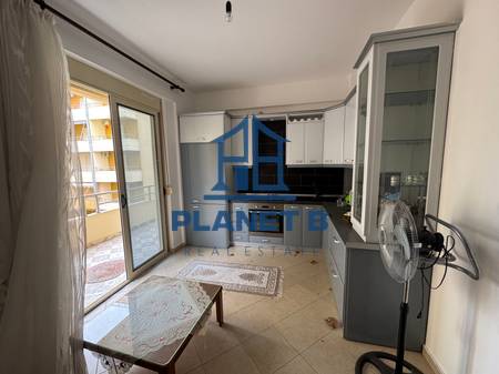 VENDESI 2 APPARTAMENTI A ORIKUM, VLORA