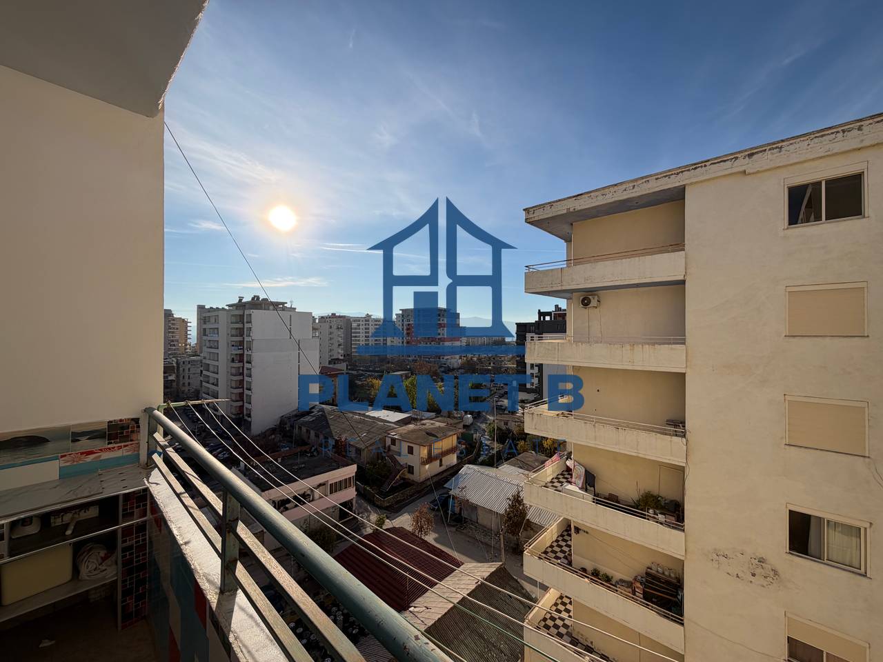 JEPET ME QERA APARTAMENT 2+1 TEK RRUGA E ÇIPAJVE,VLORE