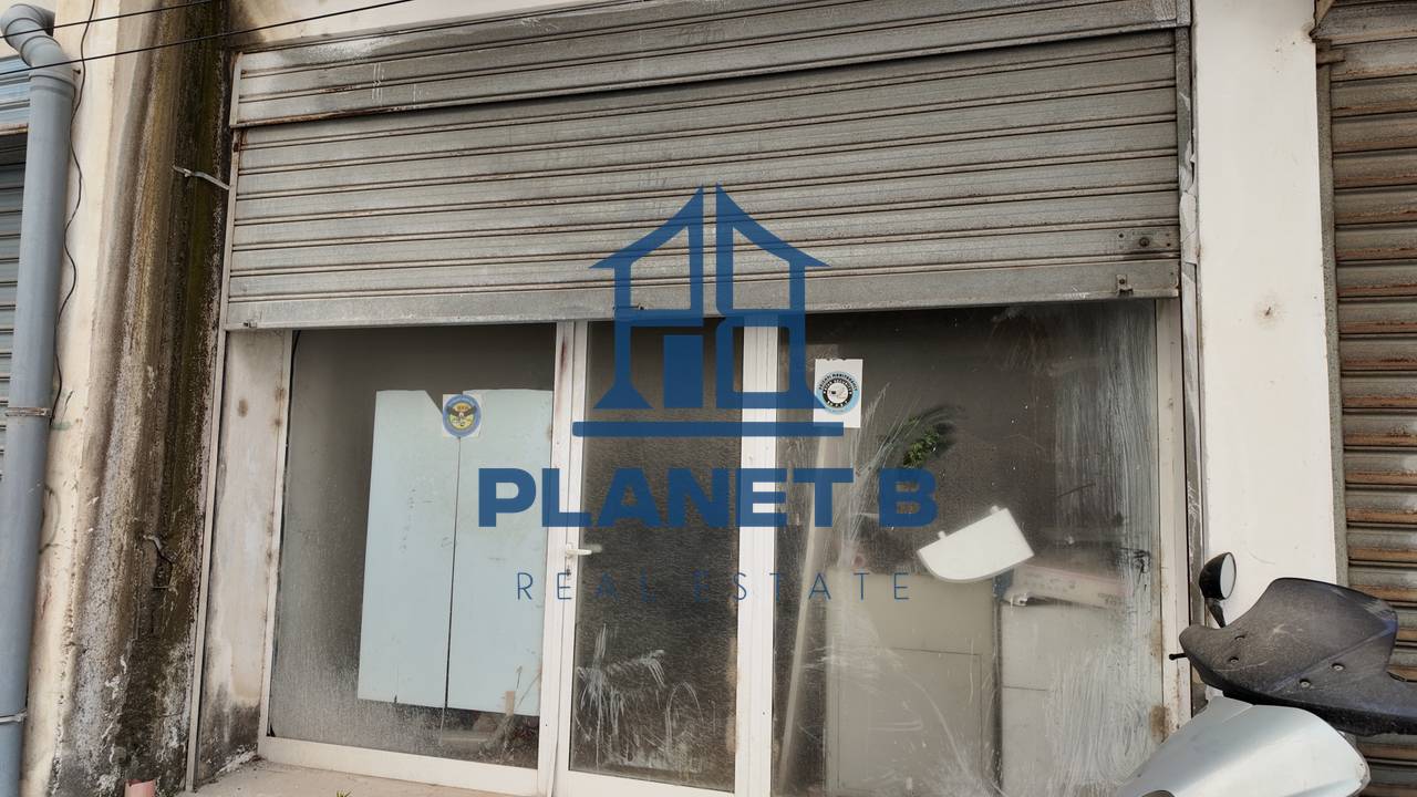 Unique Property for Sale in Lungomare, Vlora – Shop + Apartment in the Same Building