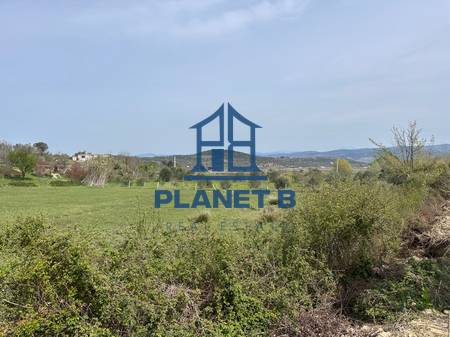 OCCASIONE‼️
VENDITA TERRENO + 2 EDIFICI A KANINË, VLORË