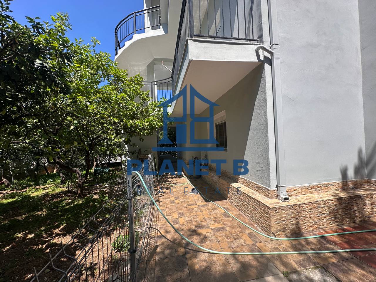 Villa su 3 piani con vista fantastica sul mare – Uji i Ftohtë, Vlora