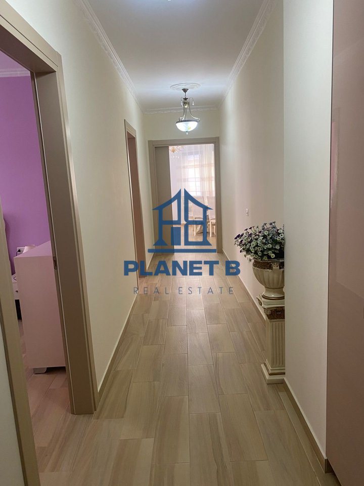 Luxury Apartment for Long-Term Rent — Prime Boulevard Location, Vlora