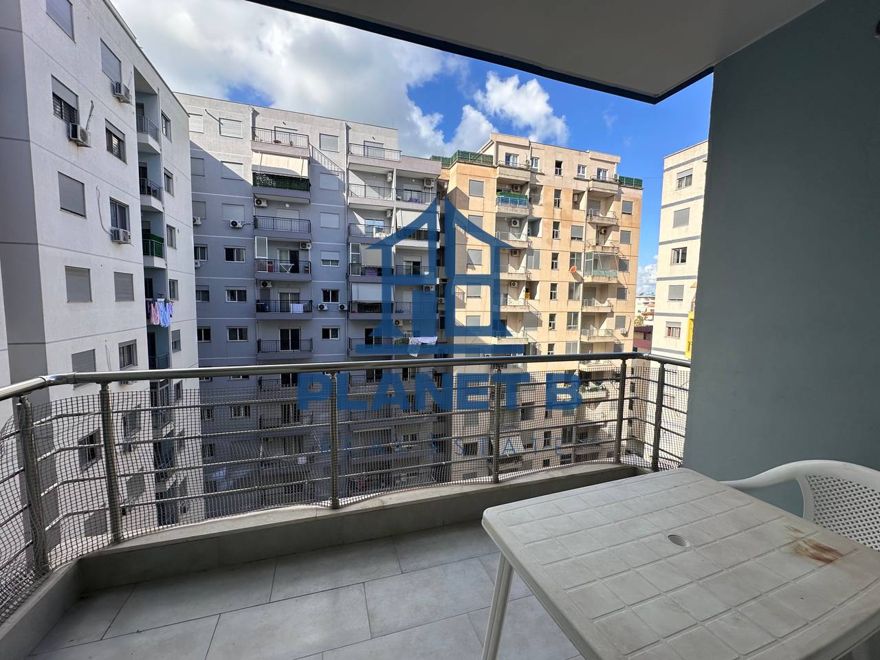 APARTAMENT 2+1+2 BALLKONE ME QERA