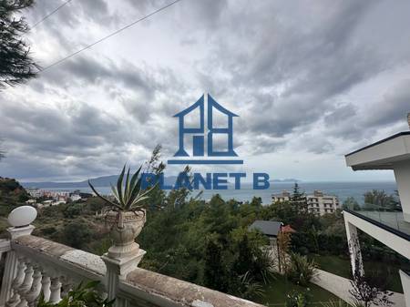 Vilë 2 Kate me 8 Garsoniere & Dupleks , Uji i Ftohtë