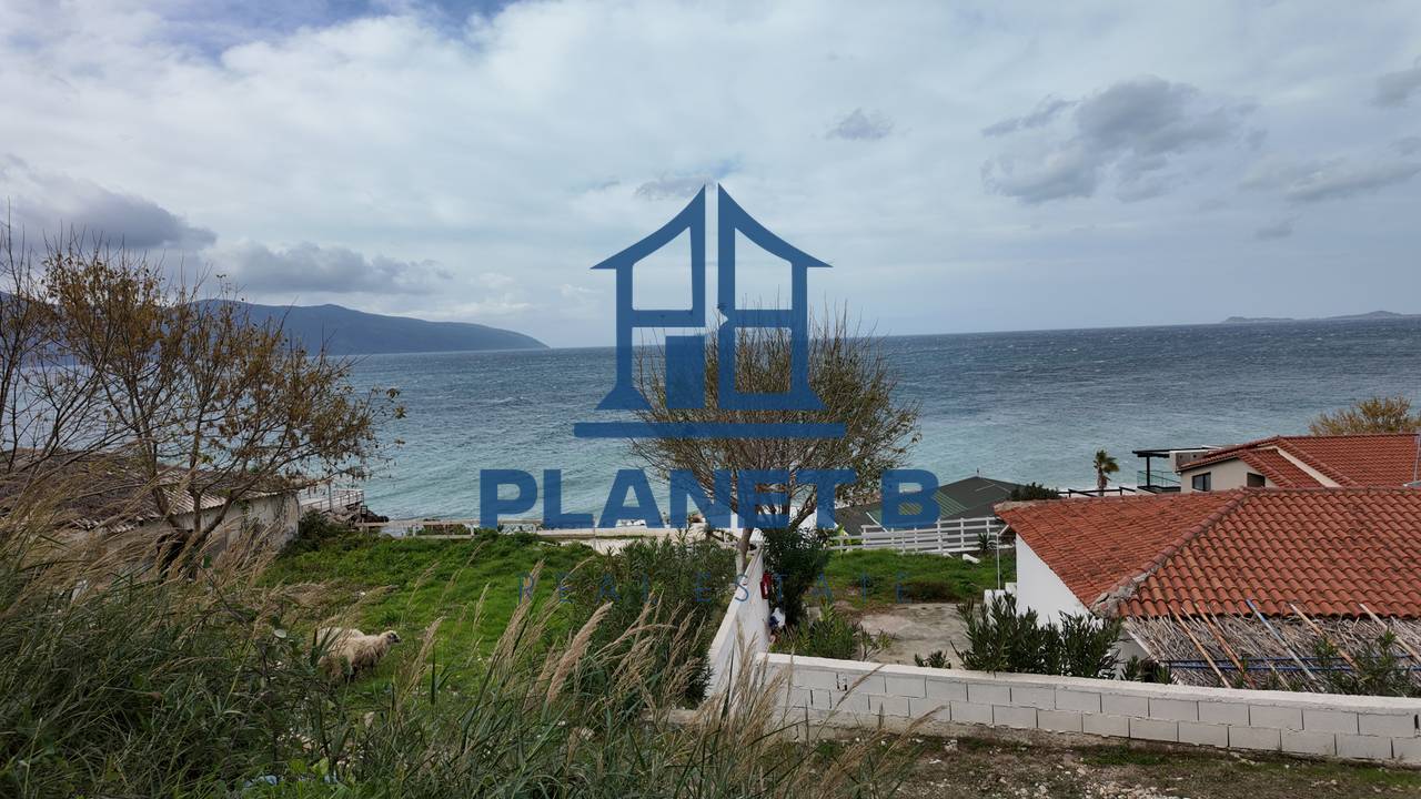 BUILDING + LAND FOR SALE – FIRST LINE IN JONUFER, VLORA