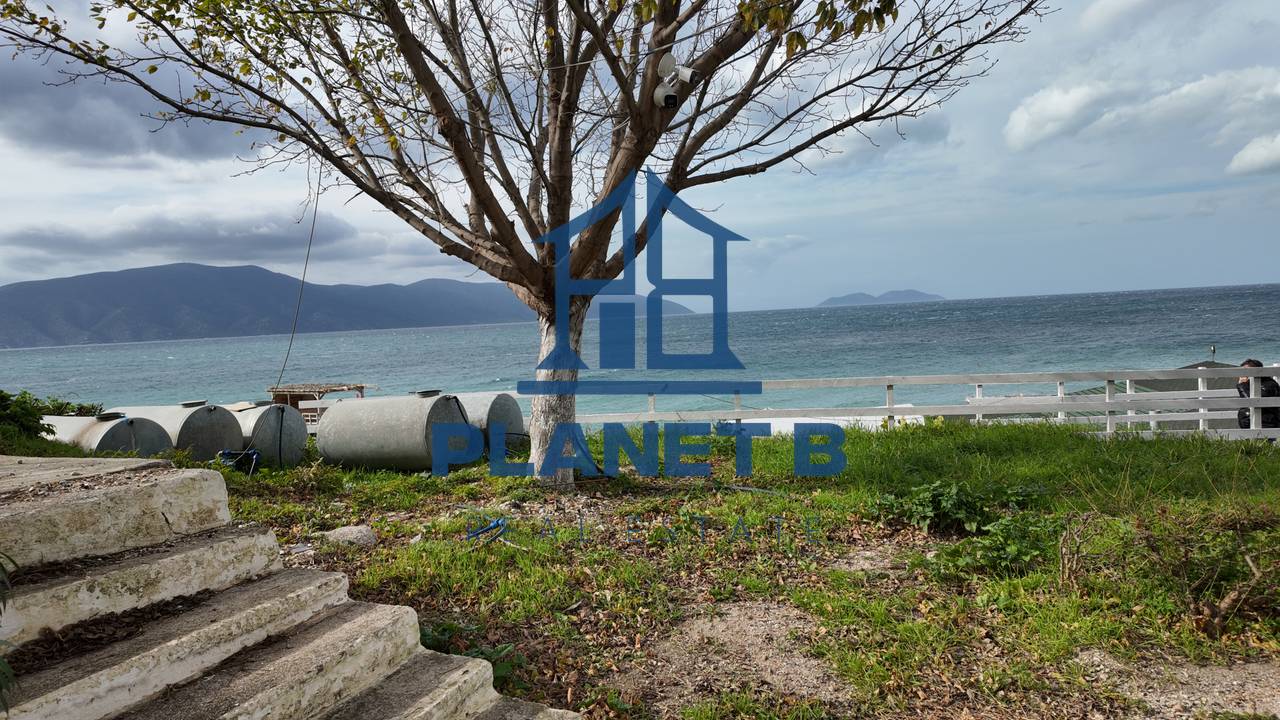 BUILDING + LAND FOR SALE – FIRST LINE IN JONUFER, VLORA