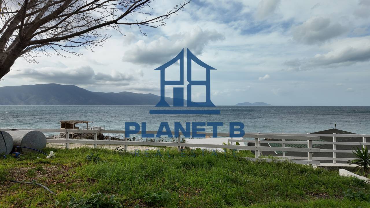 BUILDING + LAND FOR SALE – FIRST LINE IN JONUFER, VLORA