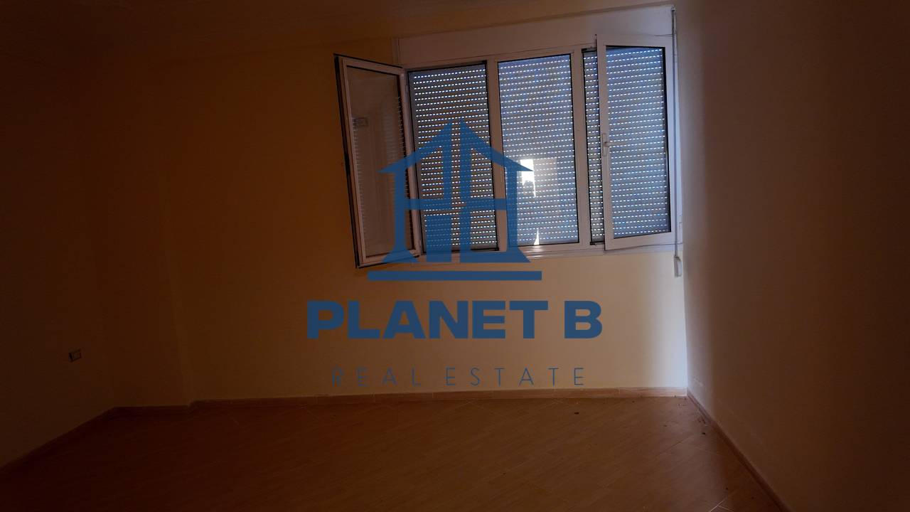 Appartamento 1+1 + Verande in vendita vicino al Castello, Vlora