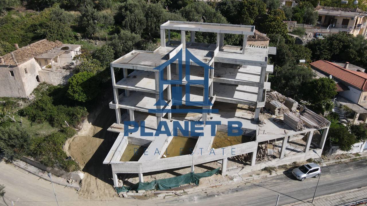 Apartamente & Penthouse për Shitje në Radhimë – Në Ndërtesë të Re me Pishinë & Pamje Deti