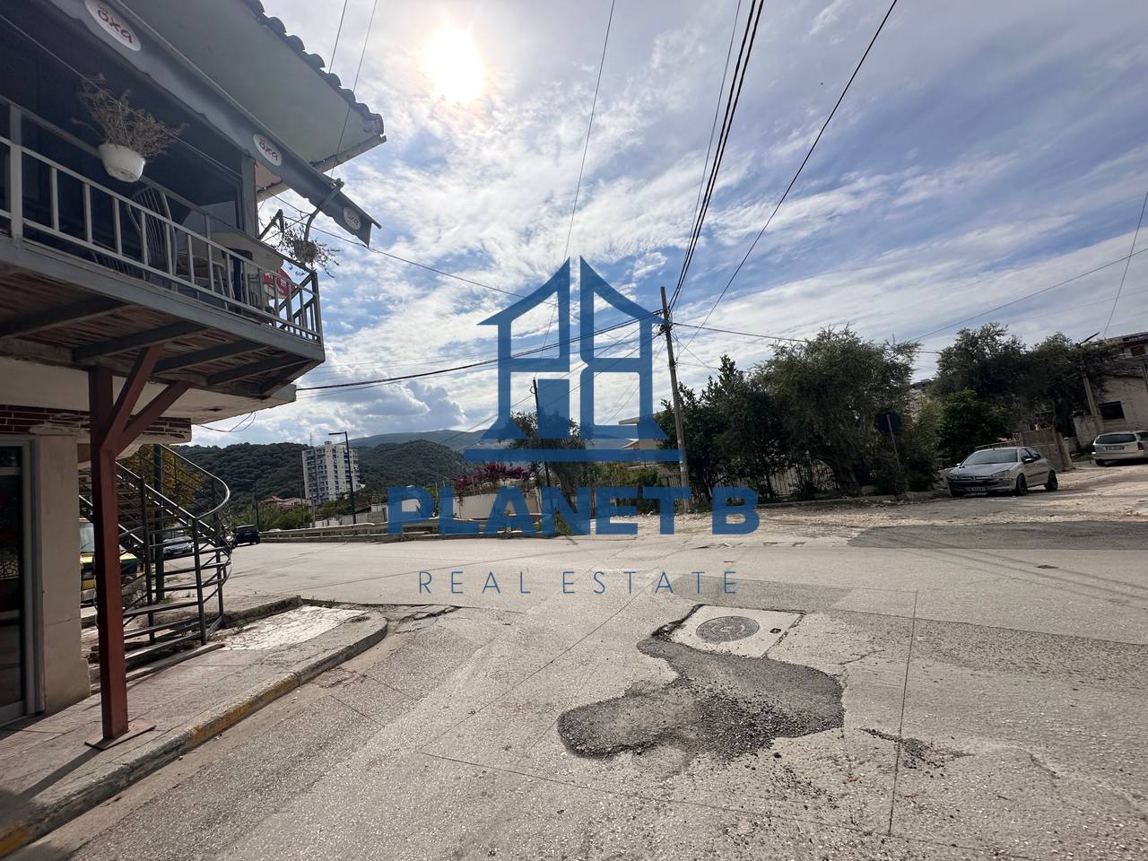 Edificio di 2 piani in vendita – Bishti i Kalldrëmit, Vlorë
