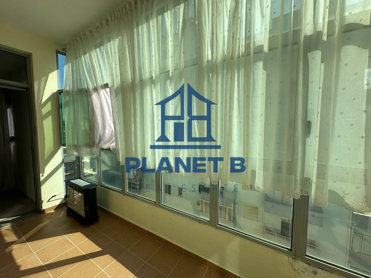 Apartament 2+1 me qira afatgjatë – Rruga Hysni Tringa, pranë Shkollës së Naftës, Vlorë