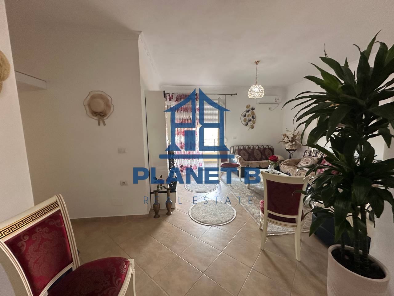 Appartamento 2+1 in vendita | Spiaggia Vecchia, Vlora