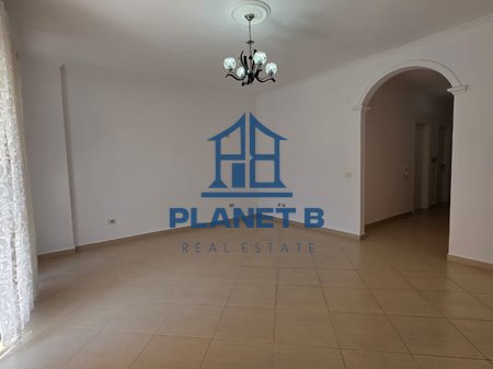 ULET ÇMIMI SHITET APARTAMENT 2+1+depo tek rruga e cipajve