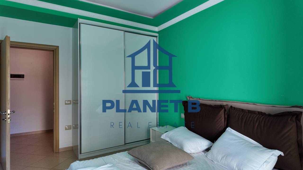 1+1 Apartment for Rent – First Line, Vlora Lungomare