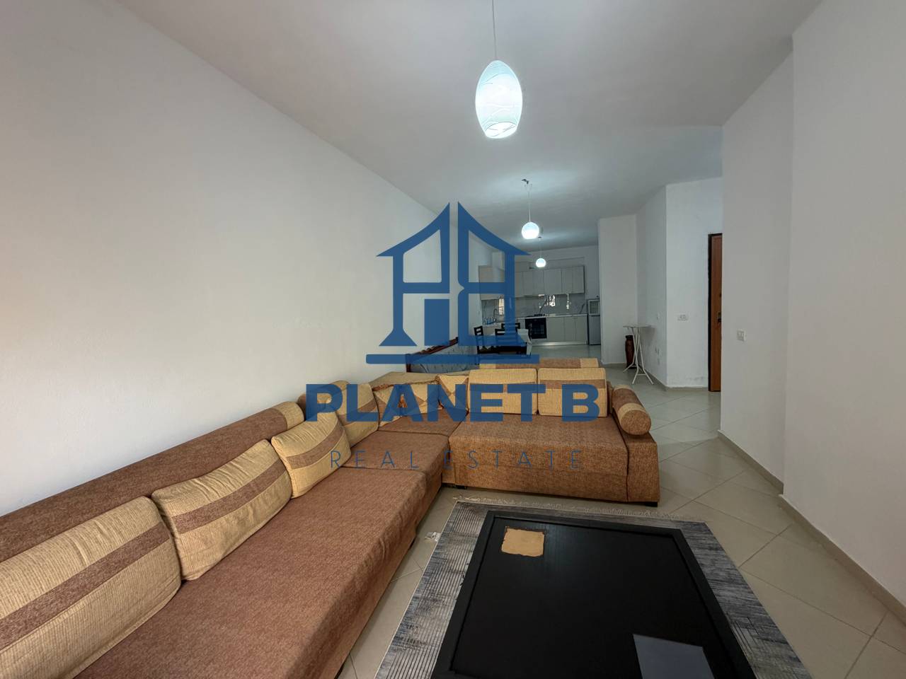 Jepet me Qera Afatgjate Apartamenti 2+1