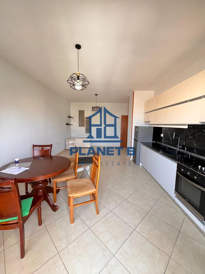 Shitet apartament 1+1 tek Bulevardi Vlorë-Skelë