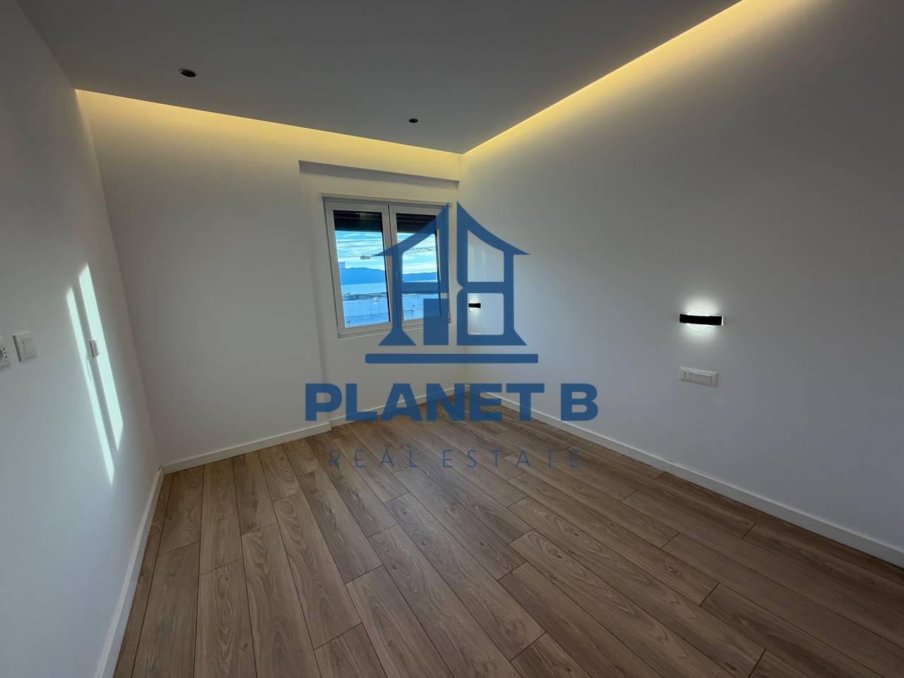 Vendesi appartamento di lusso sul Lungomare - Palazzo nuovo