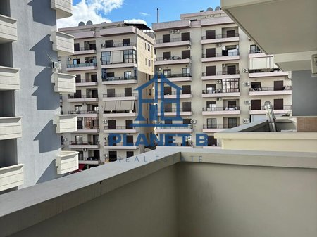 Apartament 2+1 Me Qira në Transballkanike, Vlorë - 500€ |