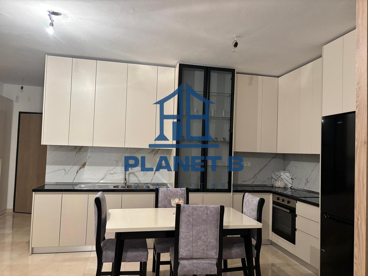 Apartament 2+1 Me Qira në Transballkanike, Vlorë - 500€ |