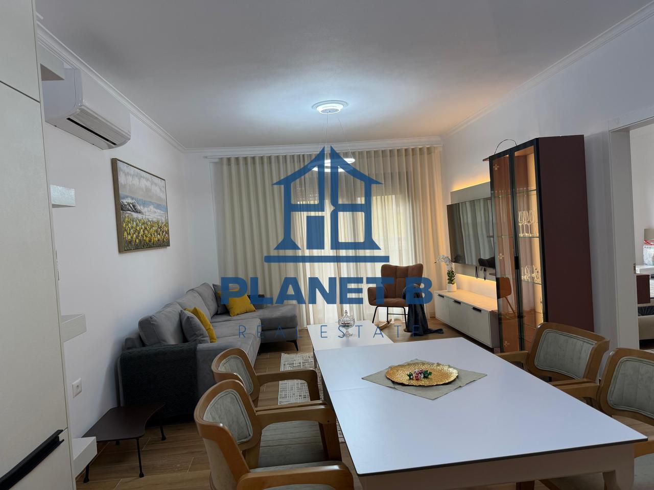 Appartamento Elegante in Affitto – Zona Centro Vlore