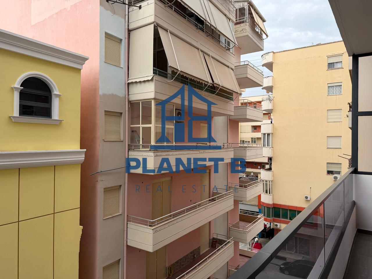 Appartamento Elegante in Affitto – Zona Centro Vlore