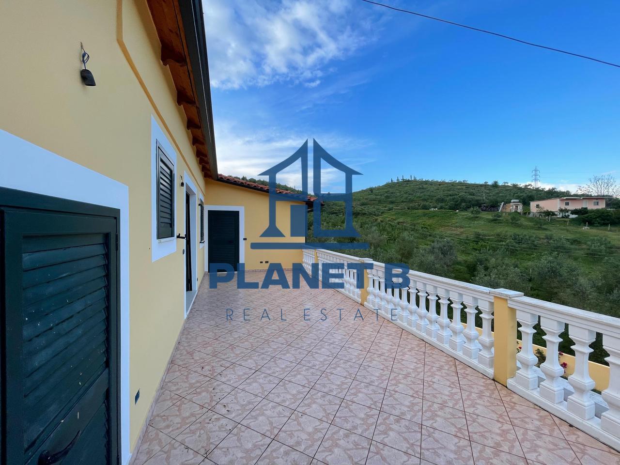 Vile 2-Katëshe me Qira në Risili – vetëm 5 km larg Vlorës