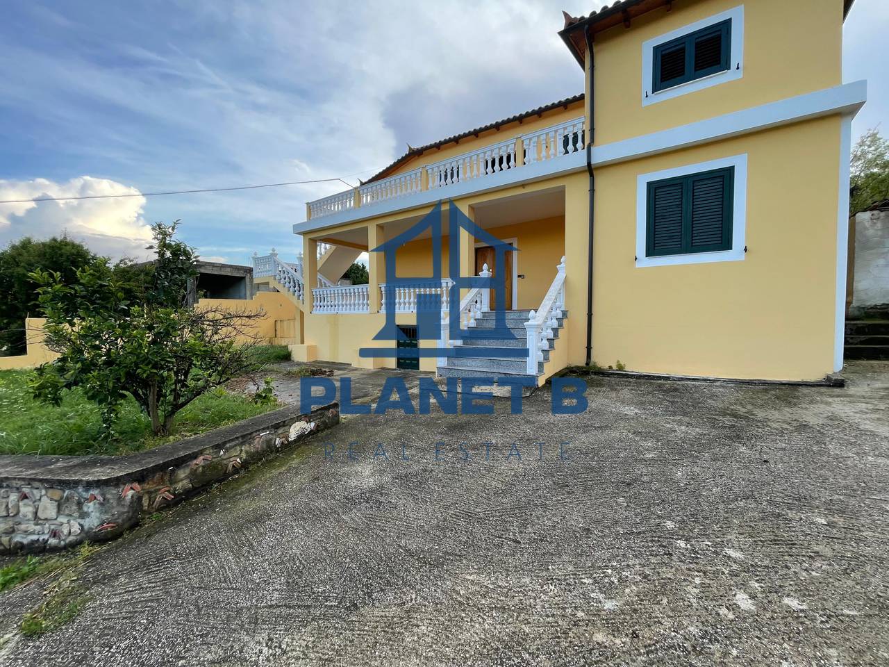 Vile 2-Katëshe me Qira në Risili – vetëm 5 km larg Vlorës