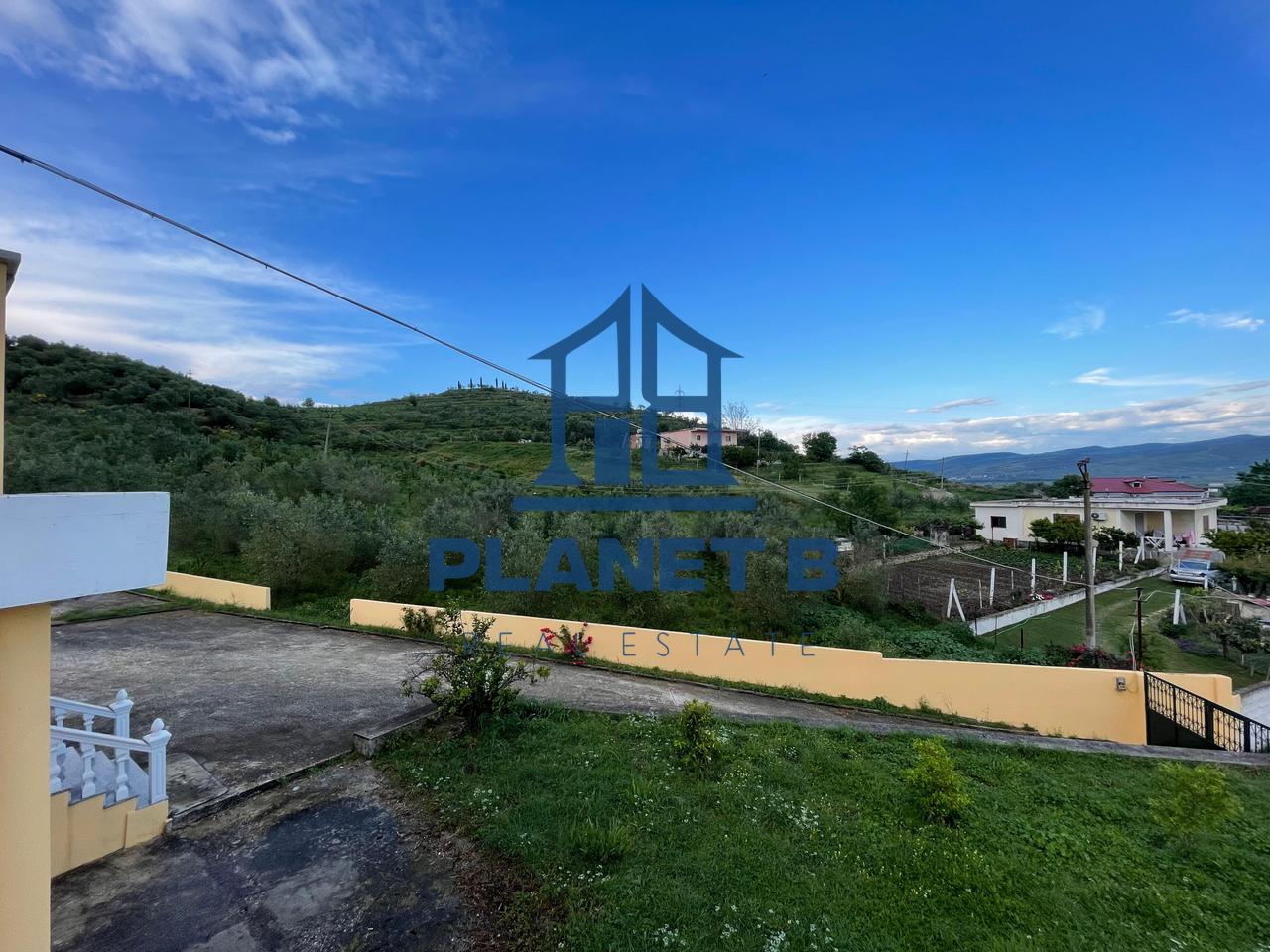 Vile 2-Katëshe me Qira në Risili – vetëm 5 km larg Vlorës